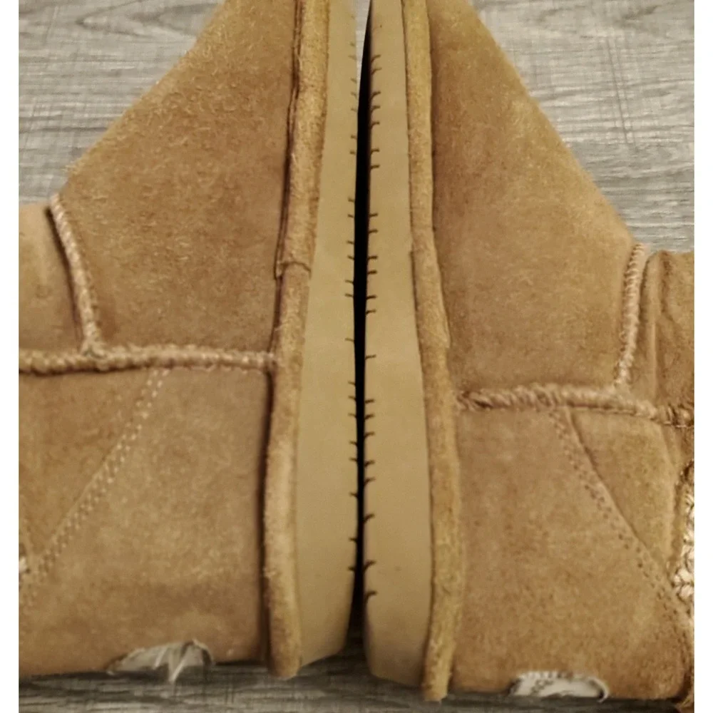 Bearpaw Boshie‎ Suede Boots Youth Size 1 Brown